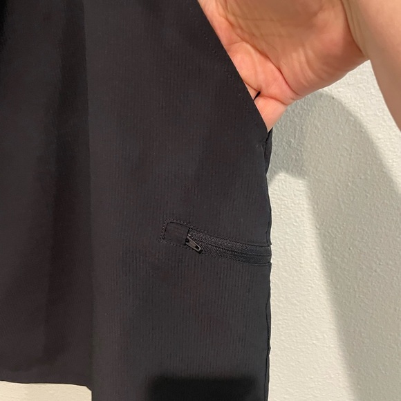 Black Orvis lightweight moisture wicking Skort.  Size XXL - Picture 2 of 6